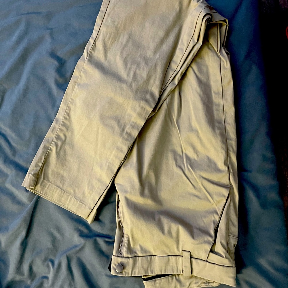 Lululemon khaki pants. Cotton blend. Size 32.